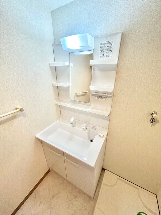 物件内観写真10　(洗面)