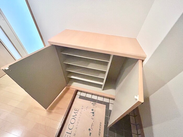 物件内観写真16　(靴箱)