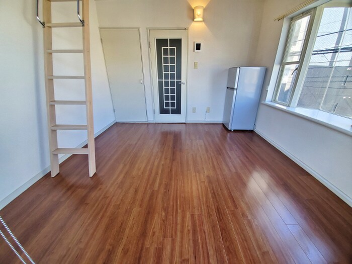 物件内観写真6　(居室)