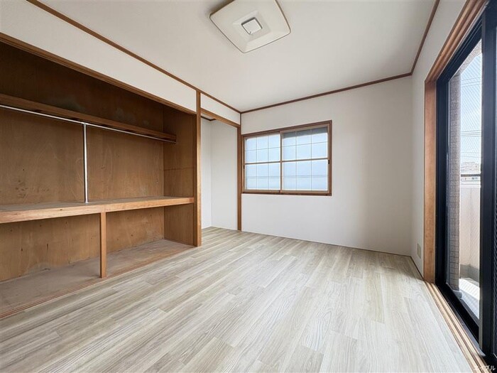 物件内観写真4　(居室)