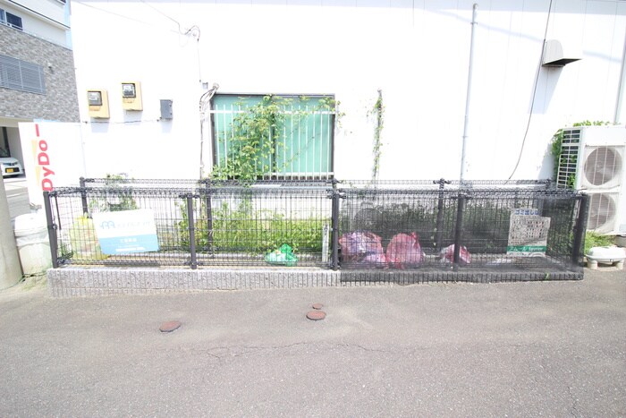 物件外観写真6　(建物設備)