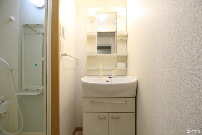 物件内観写真11　(洗面)