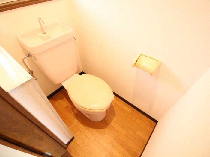 物件内観写真7　(トイレ)