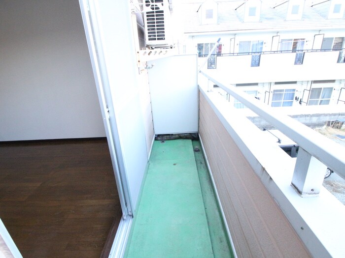 物件内観写真11　(ベランダ・バルコニー)