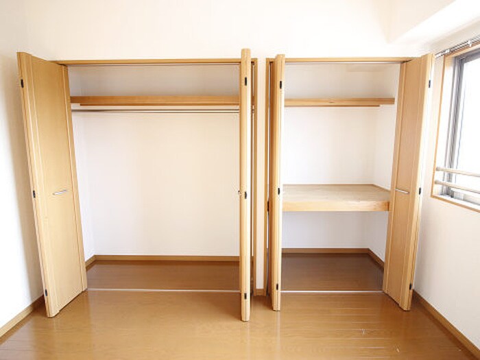 物件内観写真8　(収納)