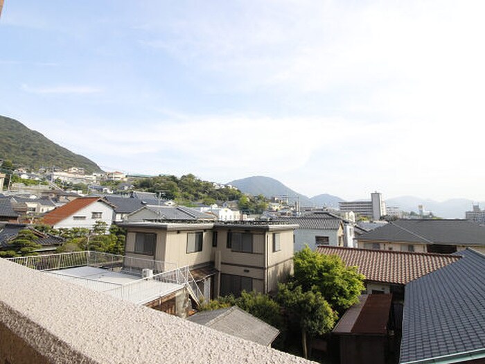 物件内観写真13　(室内からの展望)