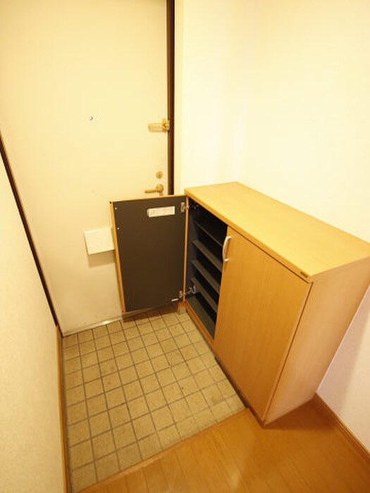 物件内観写真14　(靴箱)