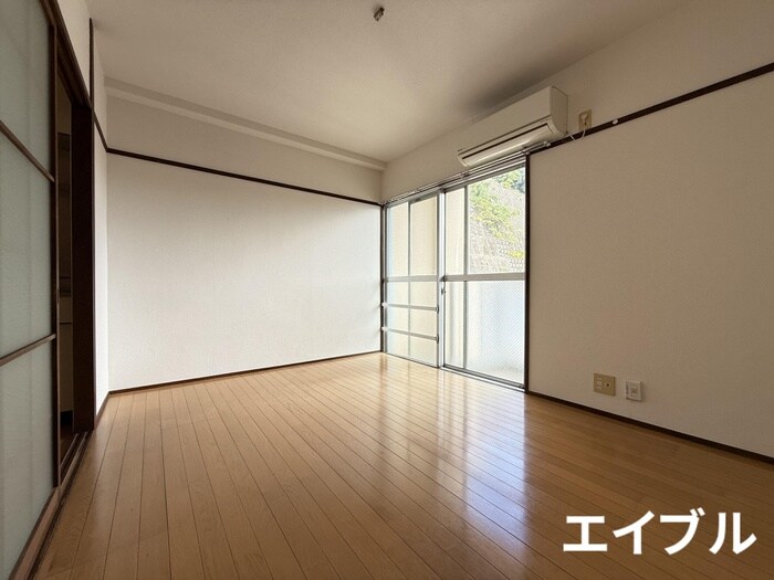 物件内観写真14　(居室)