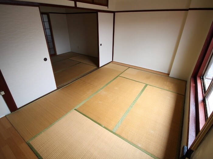 物件内観写真10　(居室)