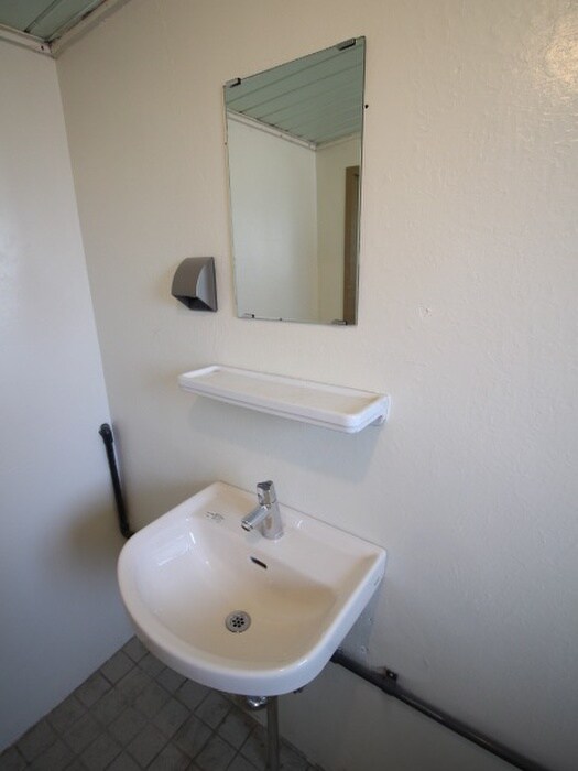 物件内観写真12　(洗面)