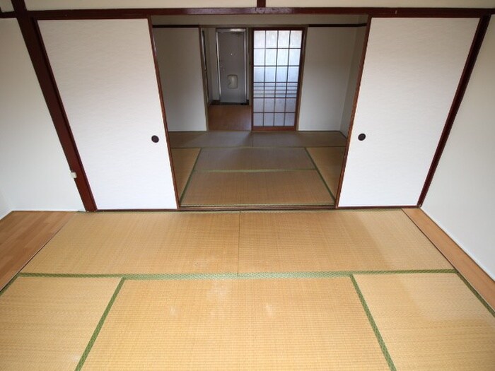 物件内観写真19　(居室)