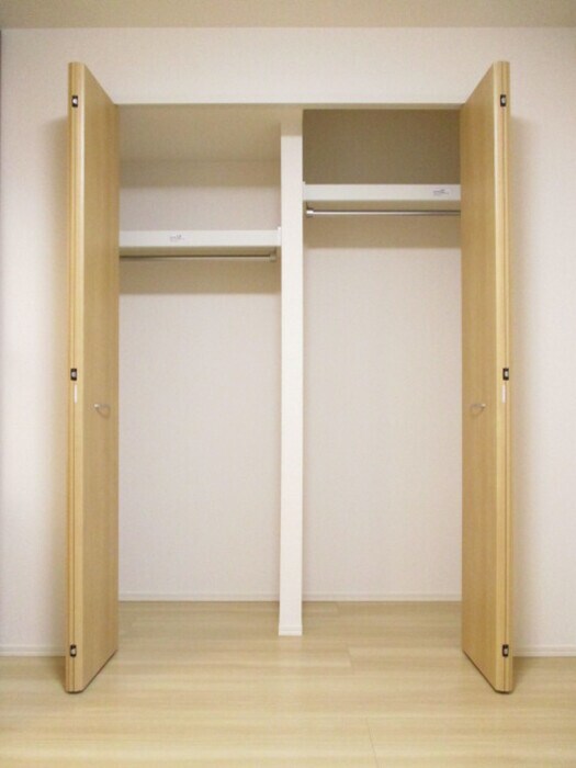 物件内観写真13　(収納)