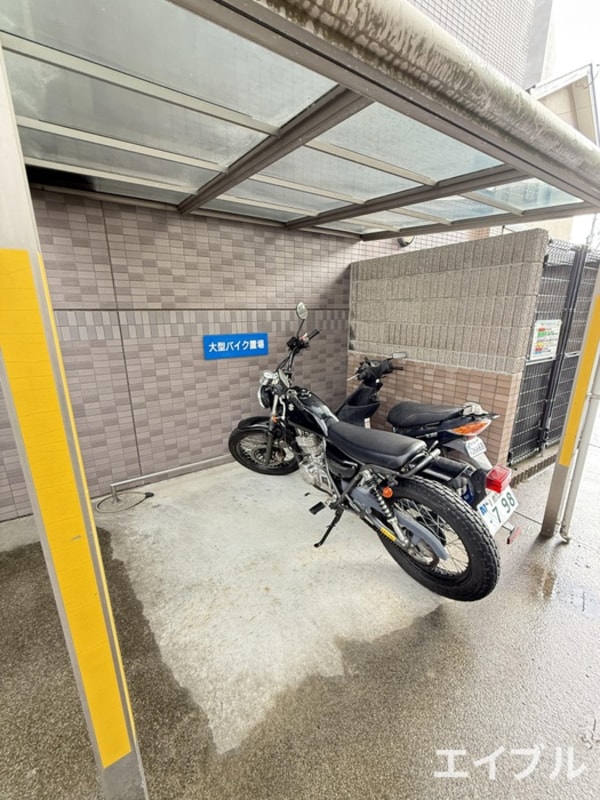 バイク置き場