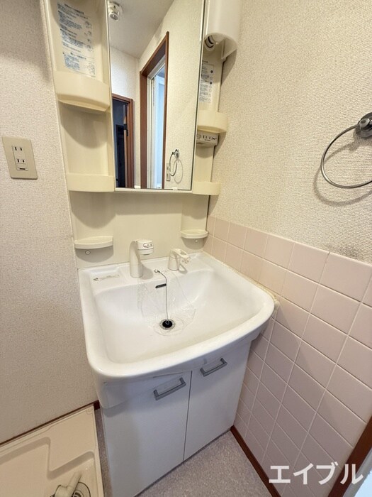 物件内観写真9　(洗面)