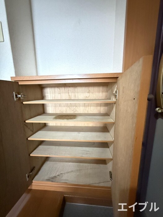 物件内観写真13　(靴箱)