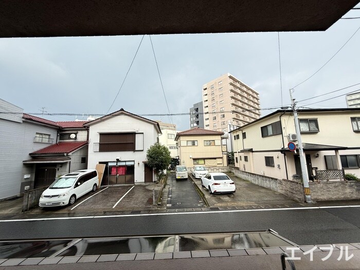 物件内観写真15　(室内からの展望)