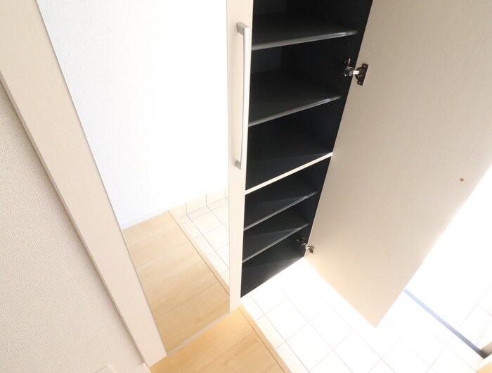 物件内観写真14　(靴箱)