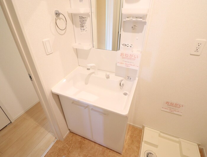 物件内観写真16　(洗面)