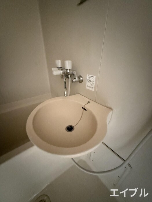 物件内観写真11　(洗面)