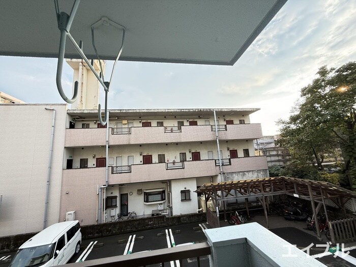 物件内観写真15　(室内からの展望)