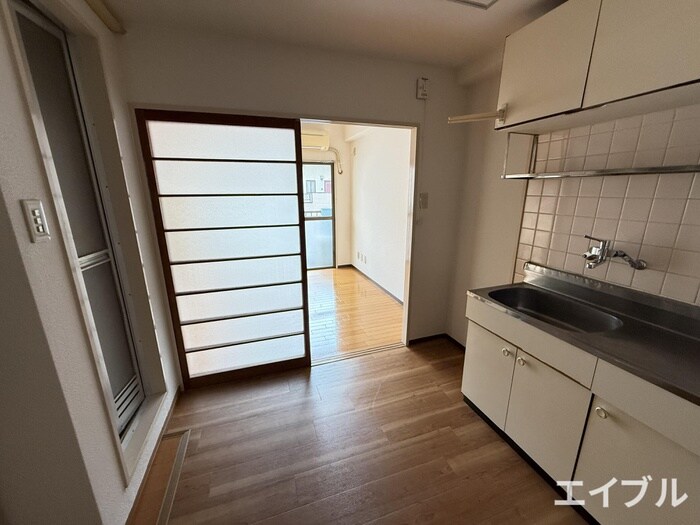 物件内観写真19　(居室)