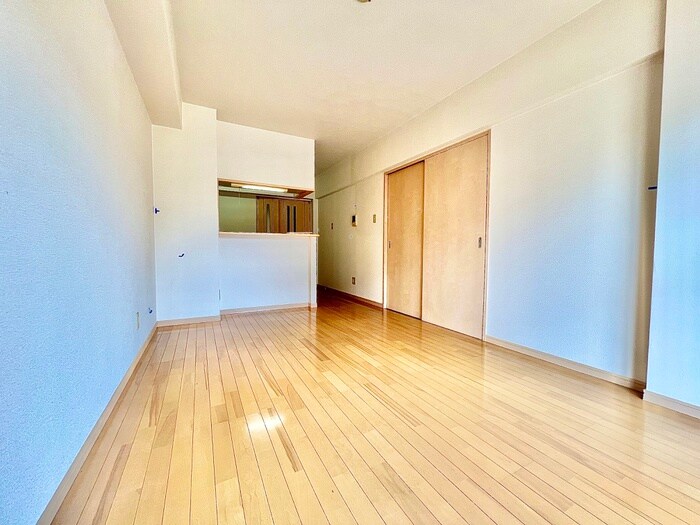 物件内観写真6　(居室)