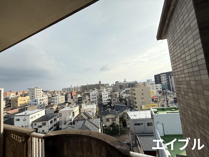 物件内観写真15　(室内からの展望)