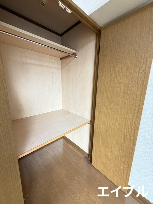物件内観写真18　(収納)