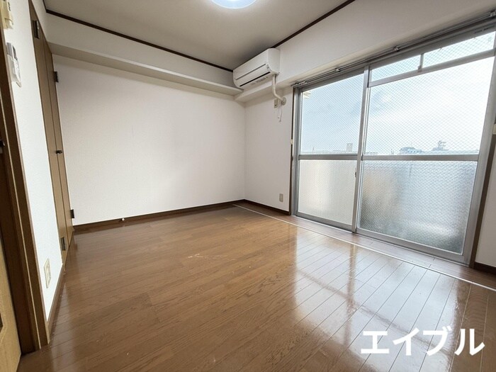 物件内観写真21　(居室)