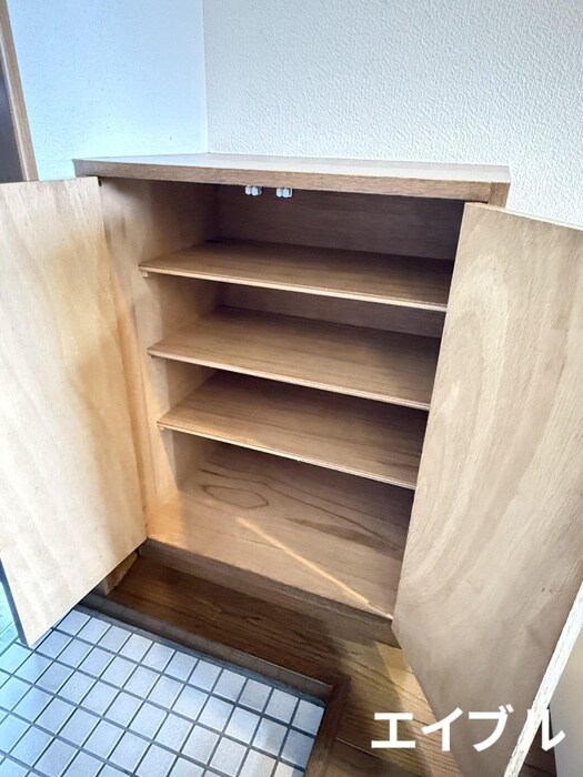 物件内観写真12　(収納)