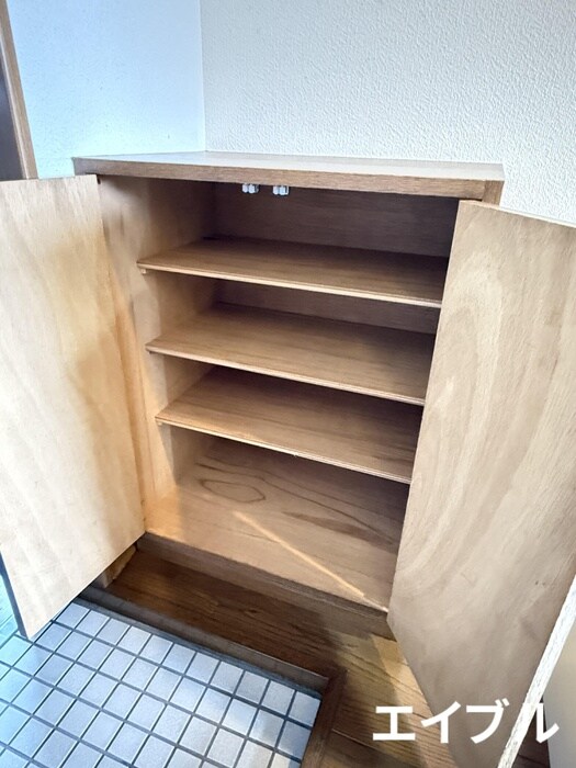 物件内観写真13　(靴箱)