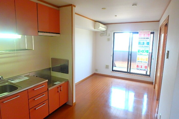 物件内観写真5　(居室)