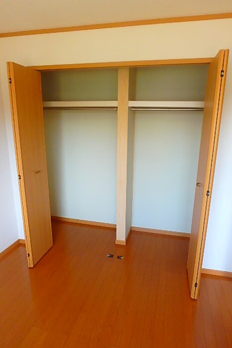 物件内観写真15　(収納)