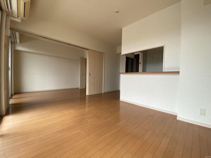 物件内観写真6　(居室)