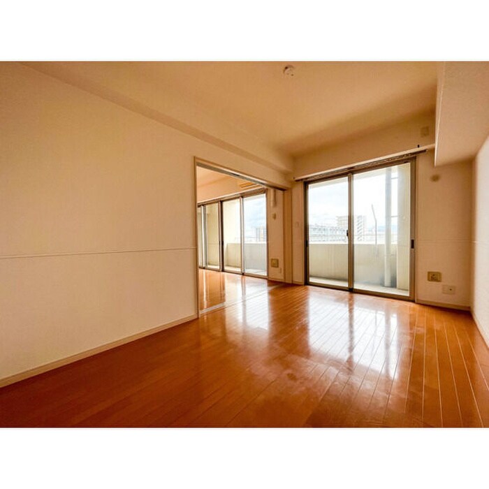 物件内観写真10　(居室)