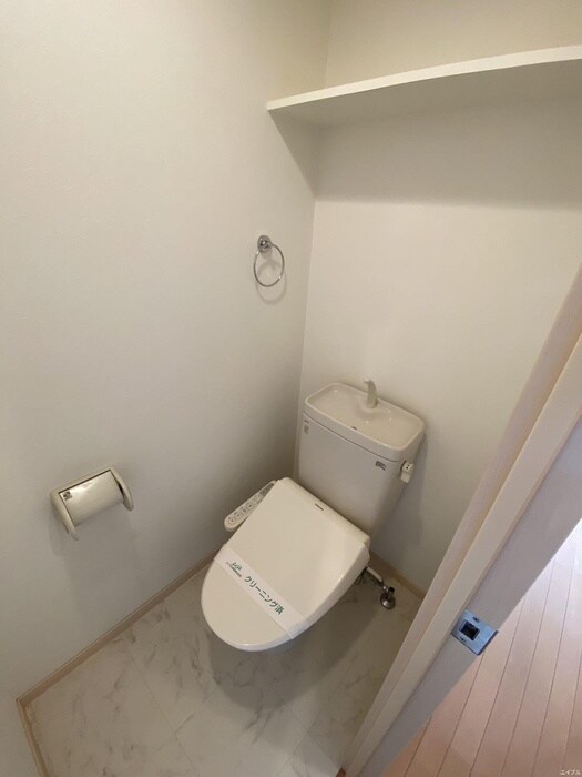 物件内観写真15　(トイレ)