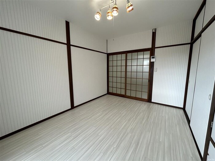 物件内観写真7　(居室)