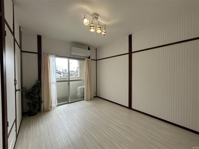 物件内観写真8　(居室)