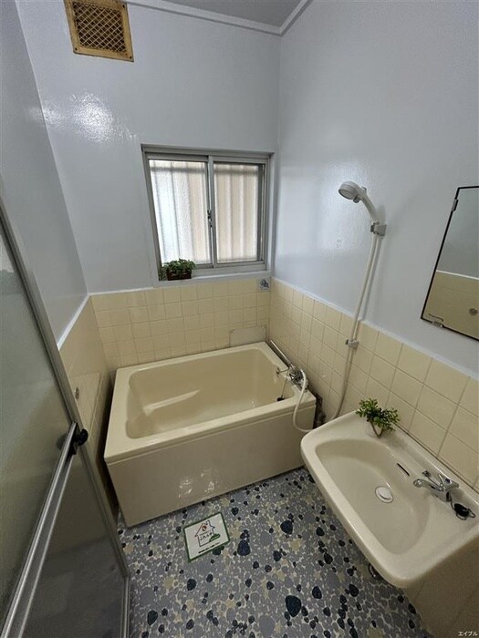 物件内観写真13　(バス／シャワールーム等)