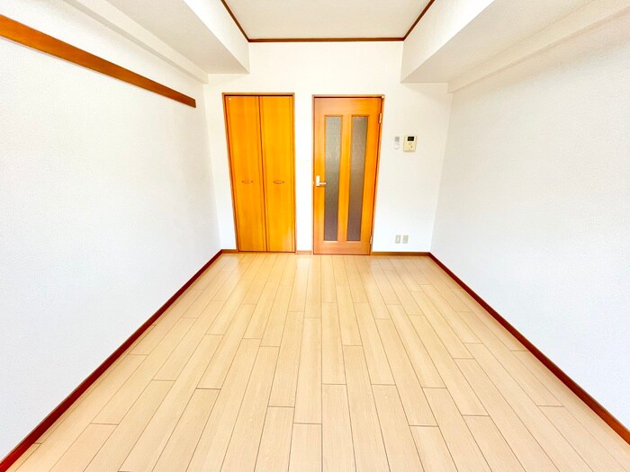 物件内観写真5　(居室)