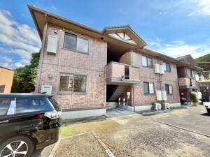 クレッシェンド黒崎公園横 Ｂ棟外観写真