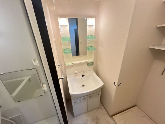 物件内観写真9　(洗面)