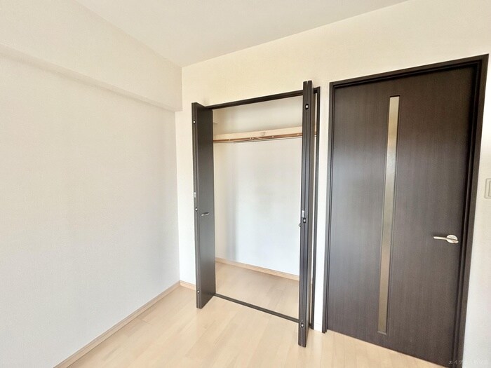 物件内観写真10　(収納)