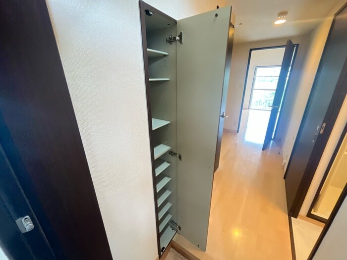 物件内観写真16　(靴箱)