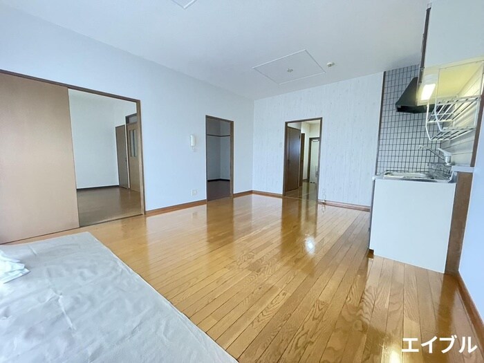 物件内観写真4　(居室)