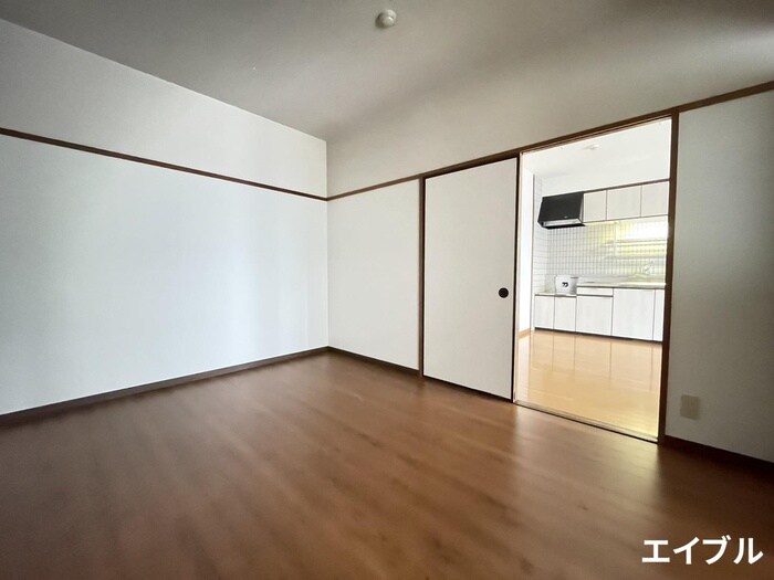 物件内観写真6　(居室)