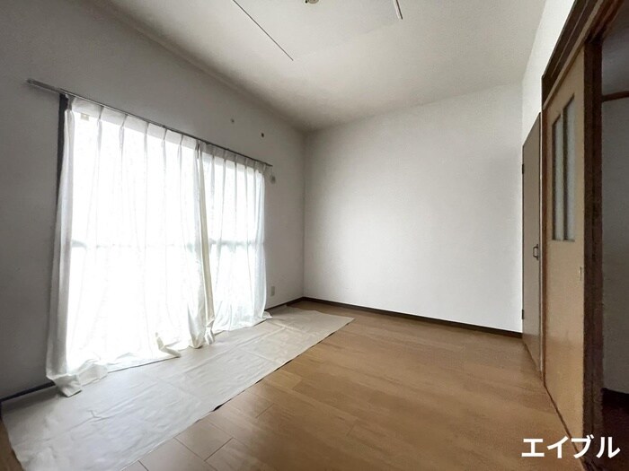 物件内観写真7　(居室)