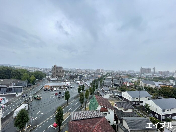 物件内観写真9　(室内からの展望)