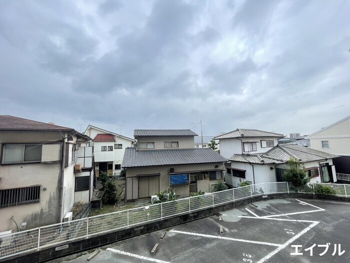 物件内観写真11　(室内からの展望)