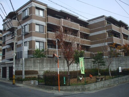 ヴィルヌーブ大池Ａ棟101号外観写真